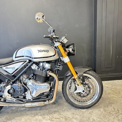 Norton Commando 961 SP - Manx Silver - Preloved