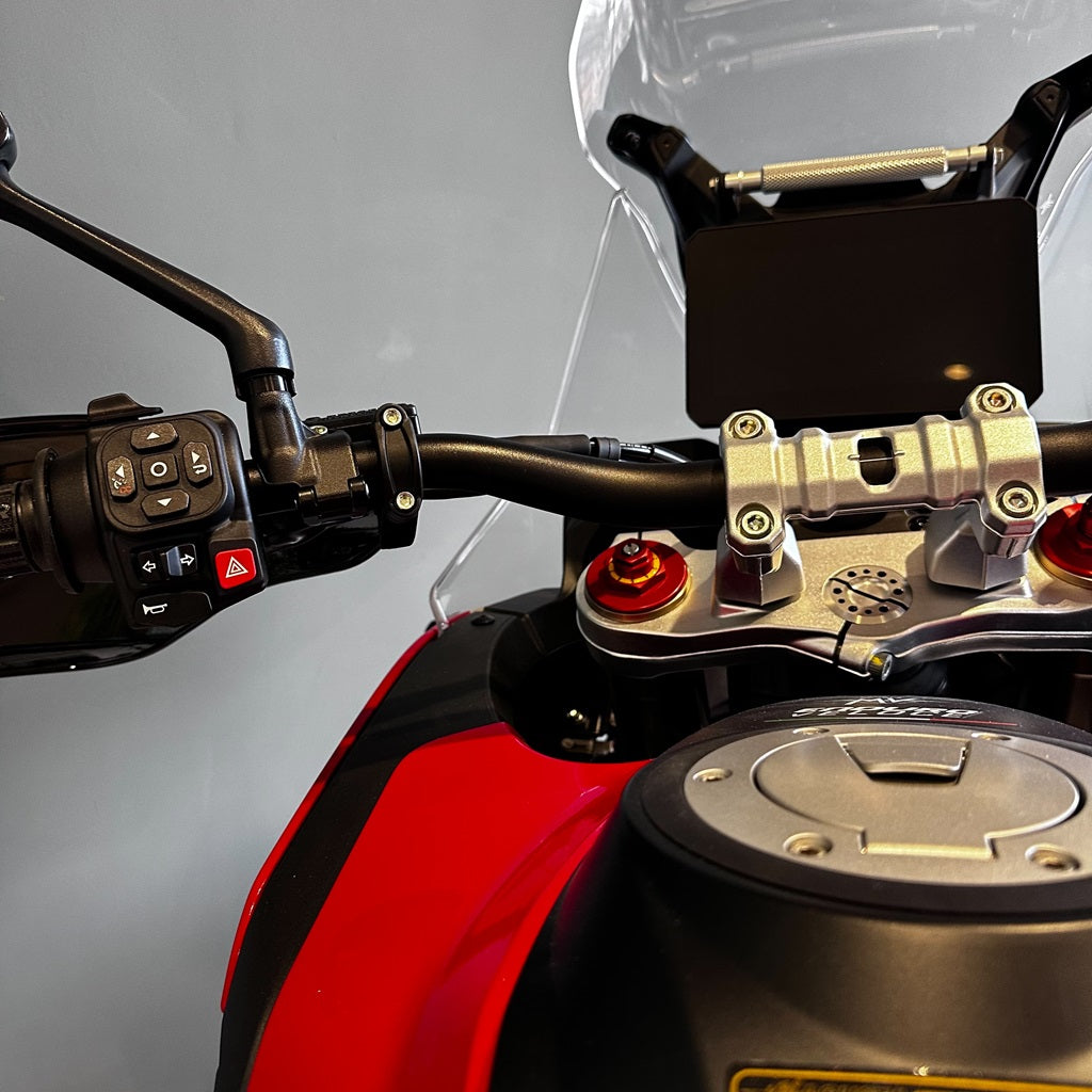 MV AGUSTA ENDURO VELOCE - ROSSO RED - Luggage included – preloved