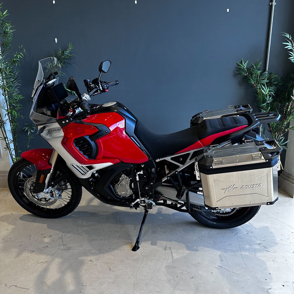 MV AGUSTA ENDURO VELOCE - ROSSO RED - Luggage included – preloved