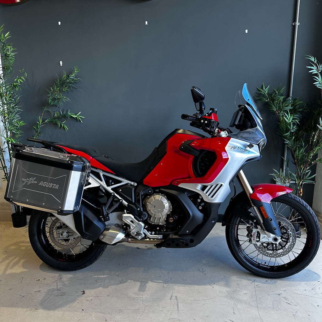 MV AGUSTA ENDURO VELOCE - ROSSO RED - Luggage included – preloved