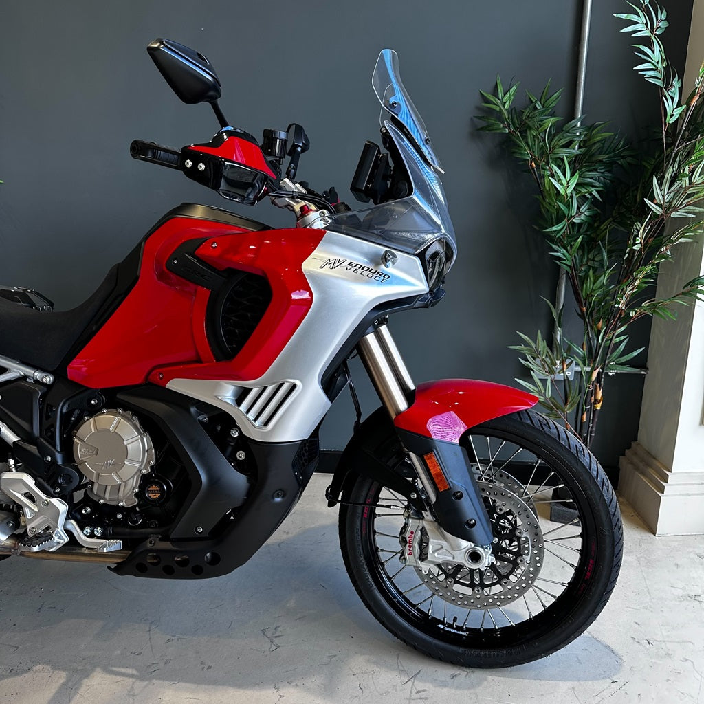 MV AGUSTA ENDURO VELOCE - ROSSO RED - Luggage included – preloved
