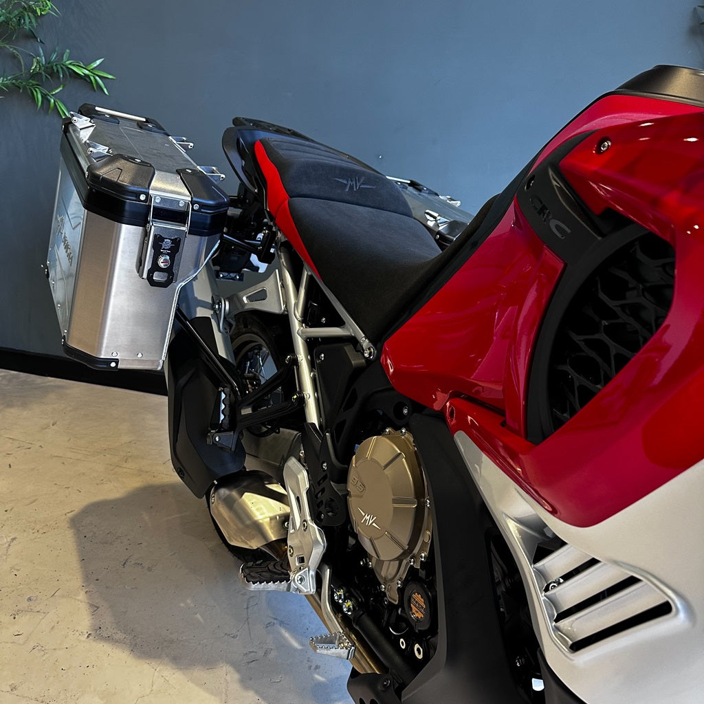 MV AGUSTA ENDURO VELOCE - ROSSO RED - Luggage included – preloved