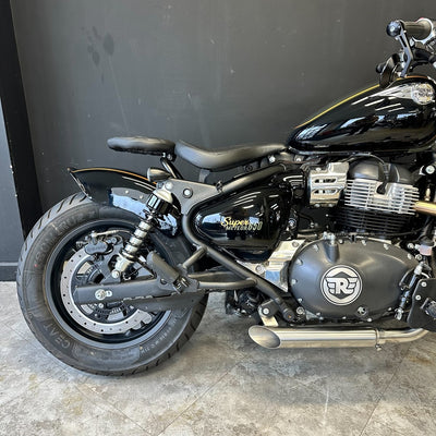 ROYAL ENFIELD  - SUPER METEOR 650 CUSTOM BOBBER INTERSTELLER GREEN / BLACK / GOLD