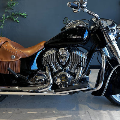 INDIAN CHIEF VINTAGE GLOSS BLACK TAN LEATHER TRIM - PRELOVED
