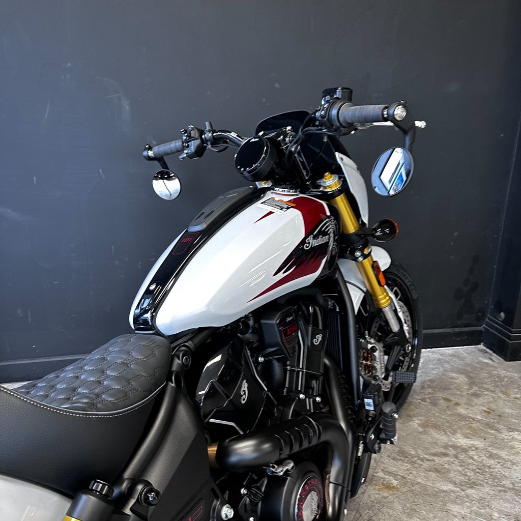 2025 Indian Scout 101 – GHOST WHITE