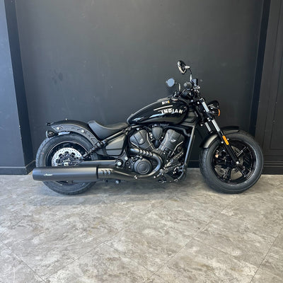 INDIAN SCOUT BOBBER 60 - BLACK METALLIC