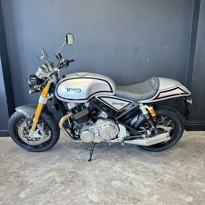 Norton Commando 961 Sport  - Manx Silver