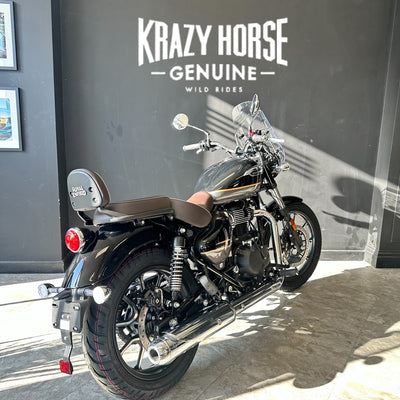 Royal Enfield Meteor 350 - SUPERNOVA BLACK