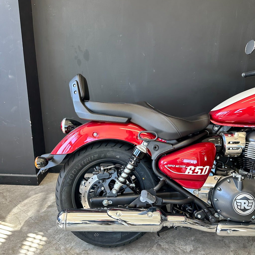 ROYAL ENFIELD SUPER METEOR 650 - Celestial Red