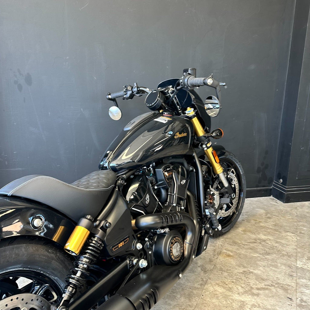 2026 Indian Scout 101 - Crystal Black with Super Graphite