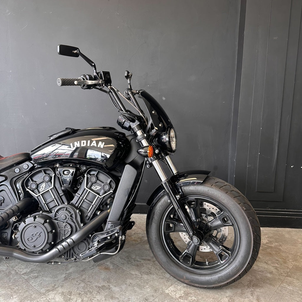 Scout Bobber Sixty - Black metallic - PreLoved