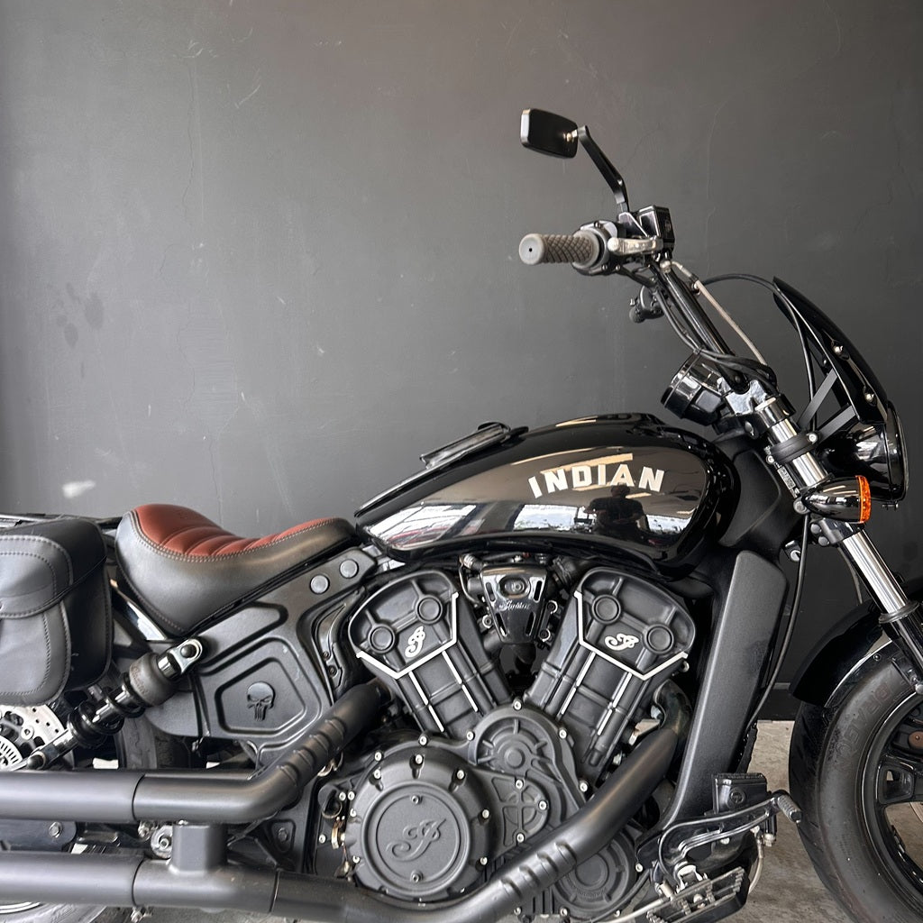 Scout Bobber Sixty - Black metallic - PreLoved