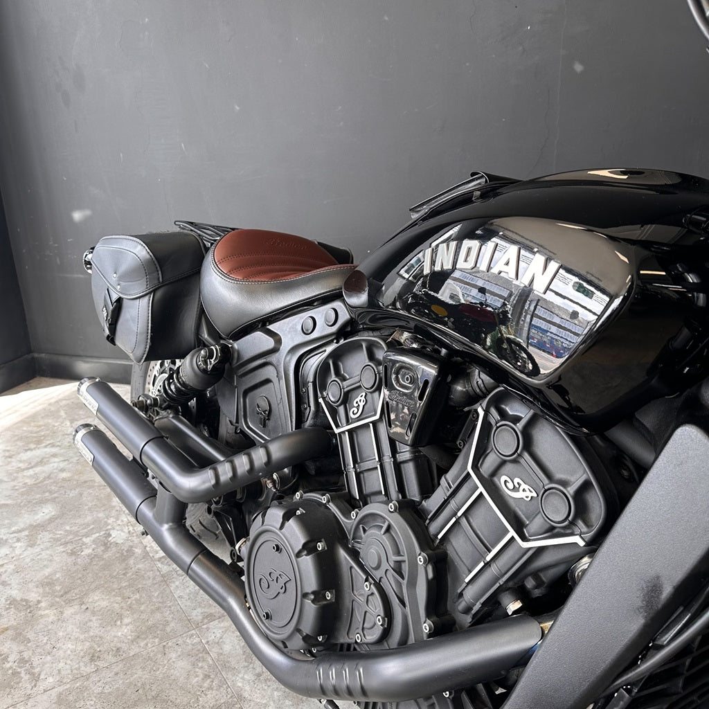 Scout Bobber Sixty - Black metallic - PreLoved