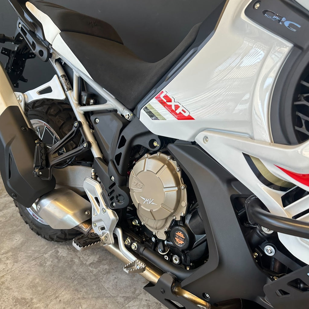 MV AGUSTA Enduro Veloce LXP Edi Orioli - Pearl White Metallic Black