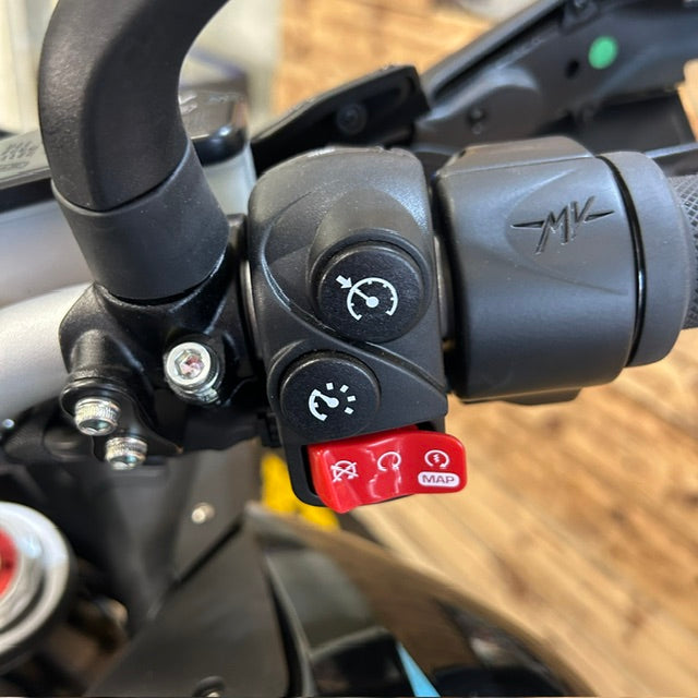 MV AGUSTA TURISMO LUSSO SCS -  Metallic carbon black and grey