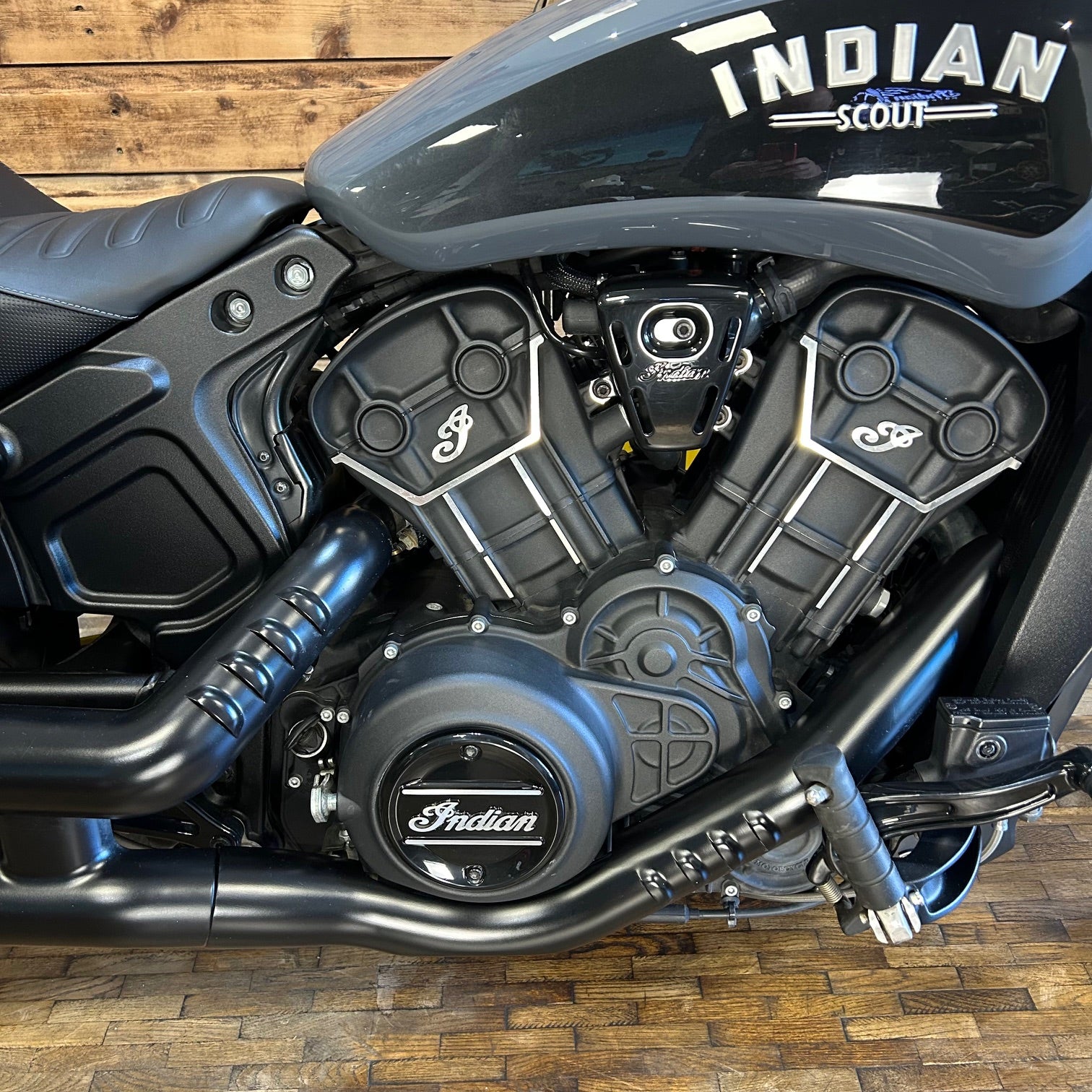 INDIAN SCOUT ROGUE - STEALTH GREY w/graphics - PreLoved