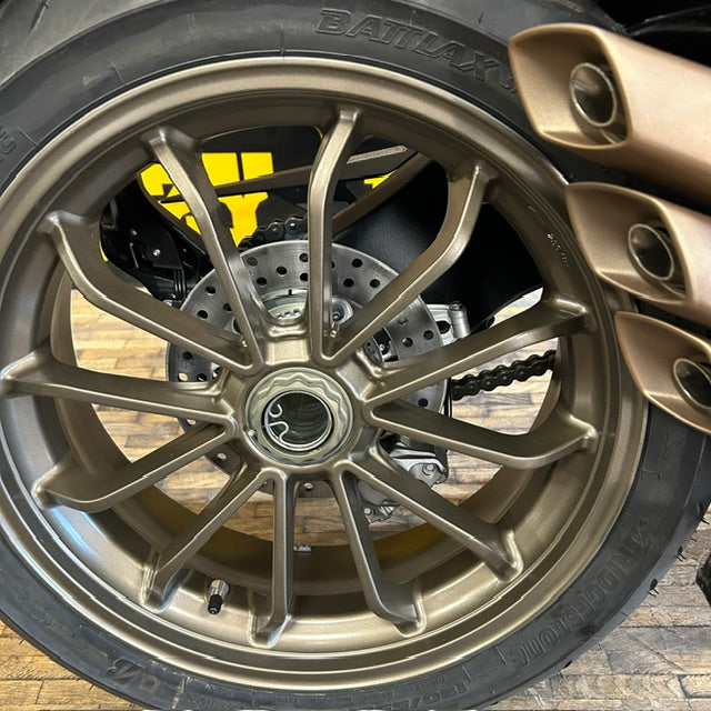 MV AGUSTA TURISMO LUSSO SCS -  Metallic carbon black and grey