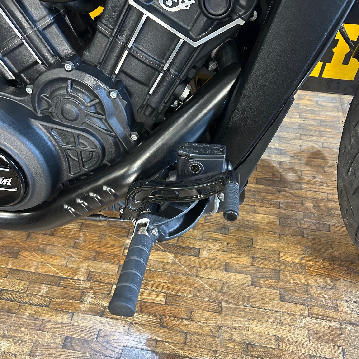 INDIAN SCOUT ROGUE - BLACK SMOKE - PreLoved