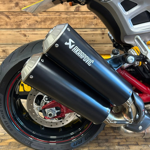 INDIAN FTR CARBON - Carbon fibre - Preloved