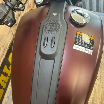 INDIAN SCOUT BOBBER BASE - Maroon smoke