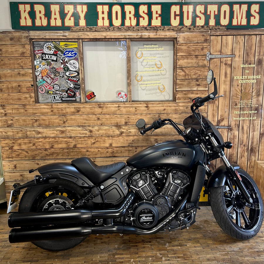  INDIAN SCOUT ROGUE - BLACK SMOKE - PreLoved