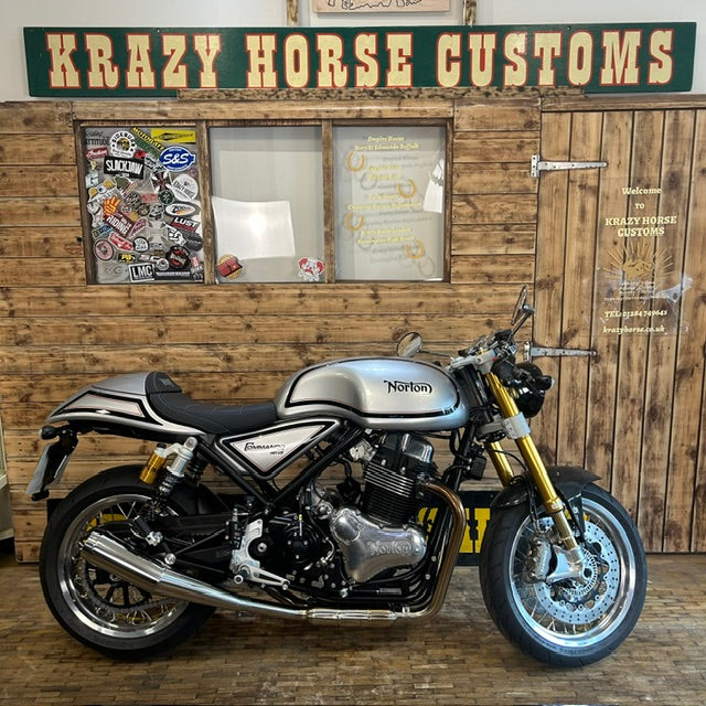 NORTON 961CR - MANX SILVER - Preloved