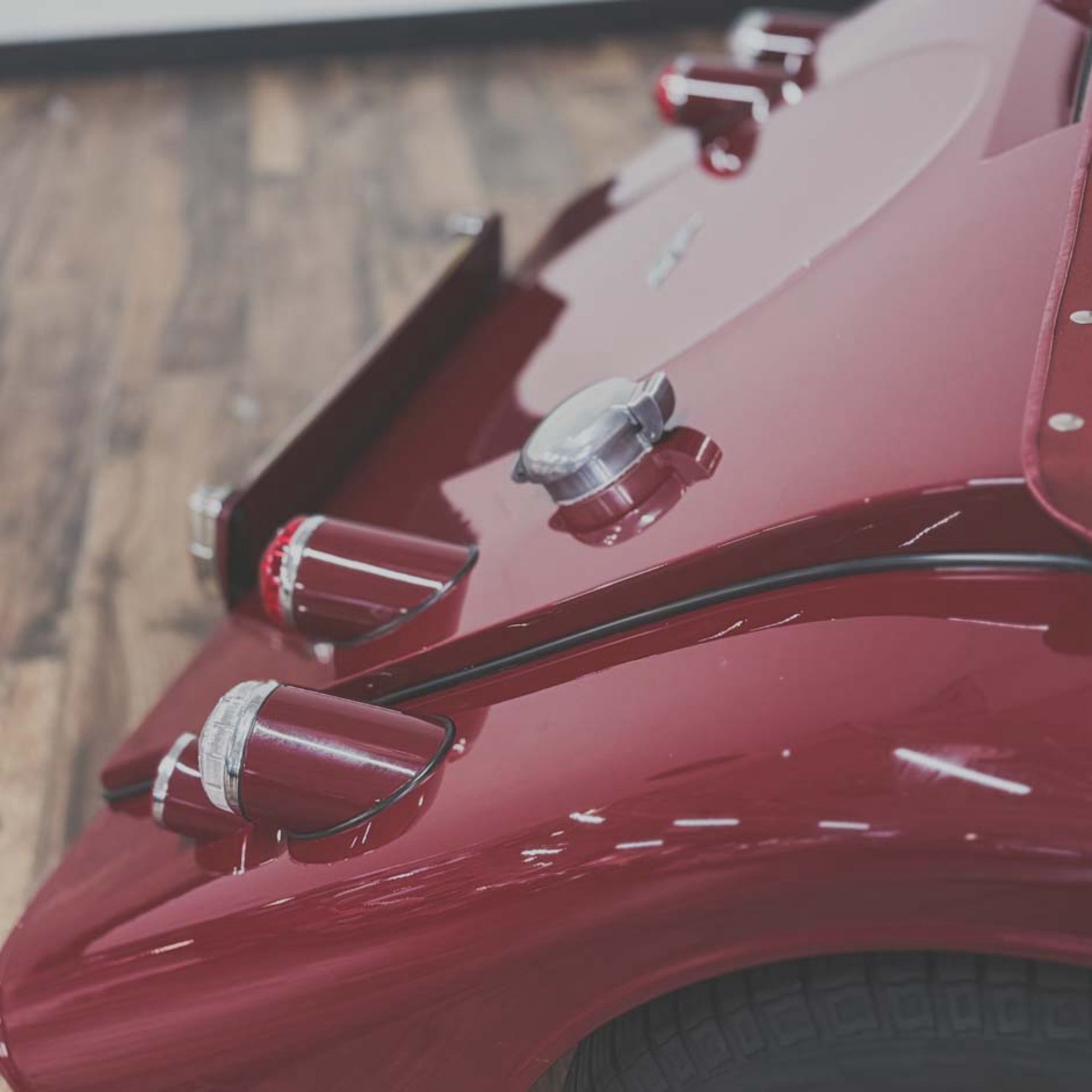 Morgan 4/4 80th Anniversary - 80th Anniversary Red