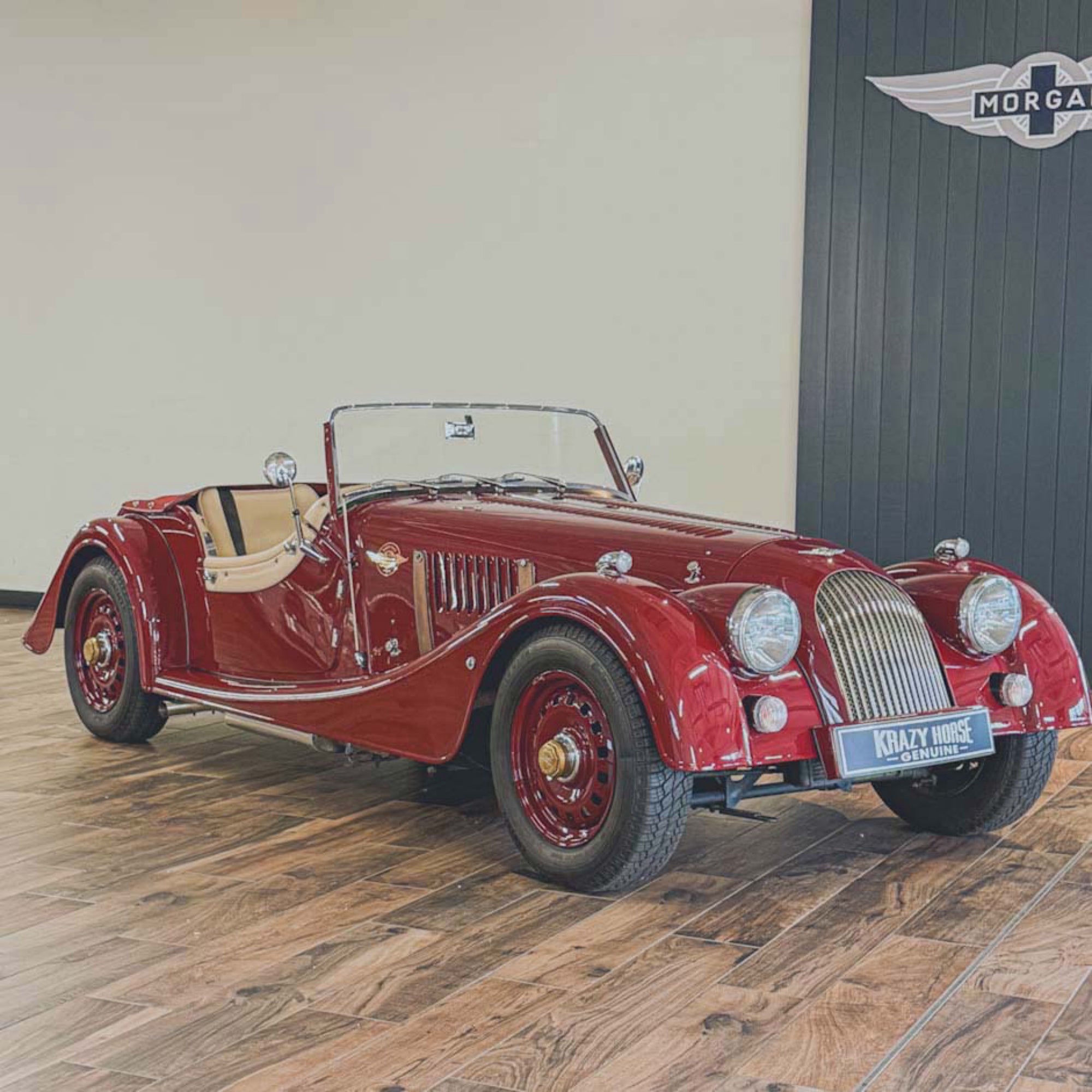 Morgan 4/4 80th Anniversary - 80th Anniversary Red