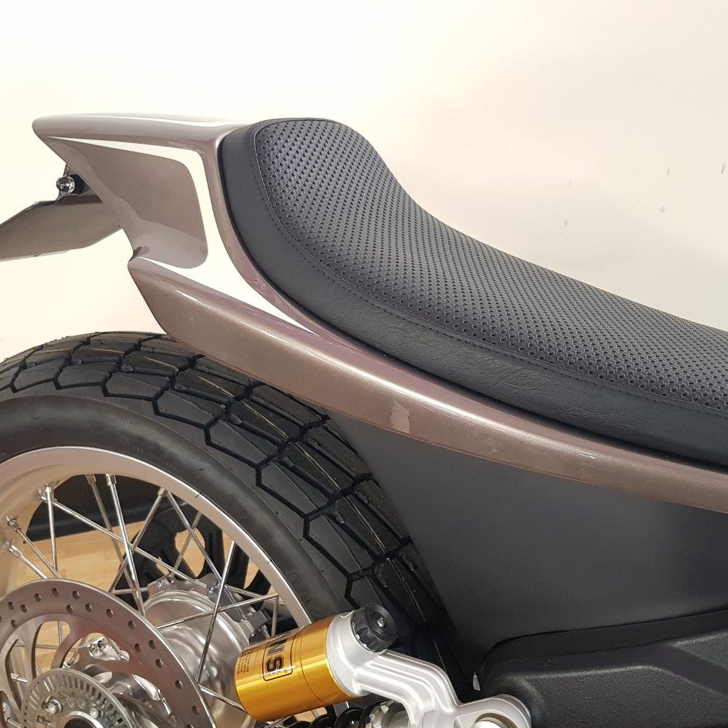 Indian KH Street Hooligan - Bronze Smoke Metallic