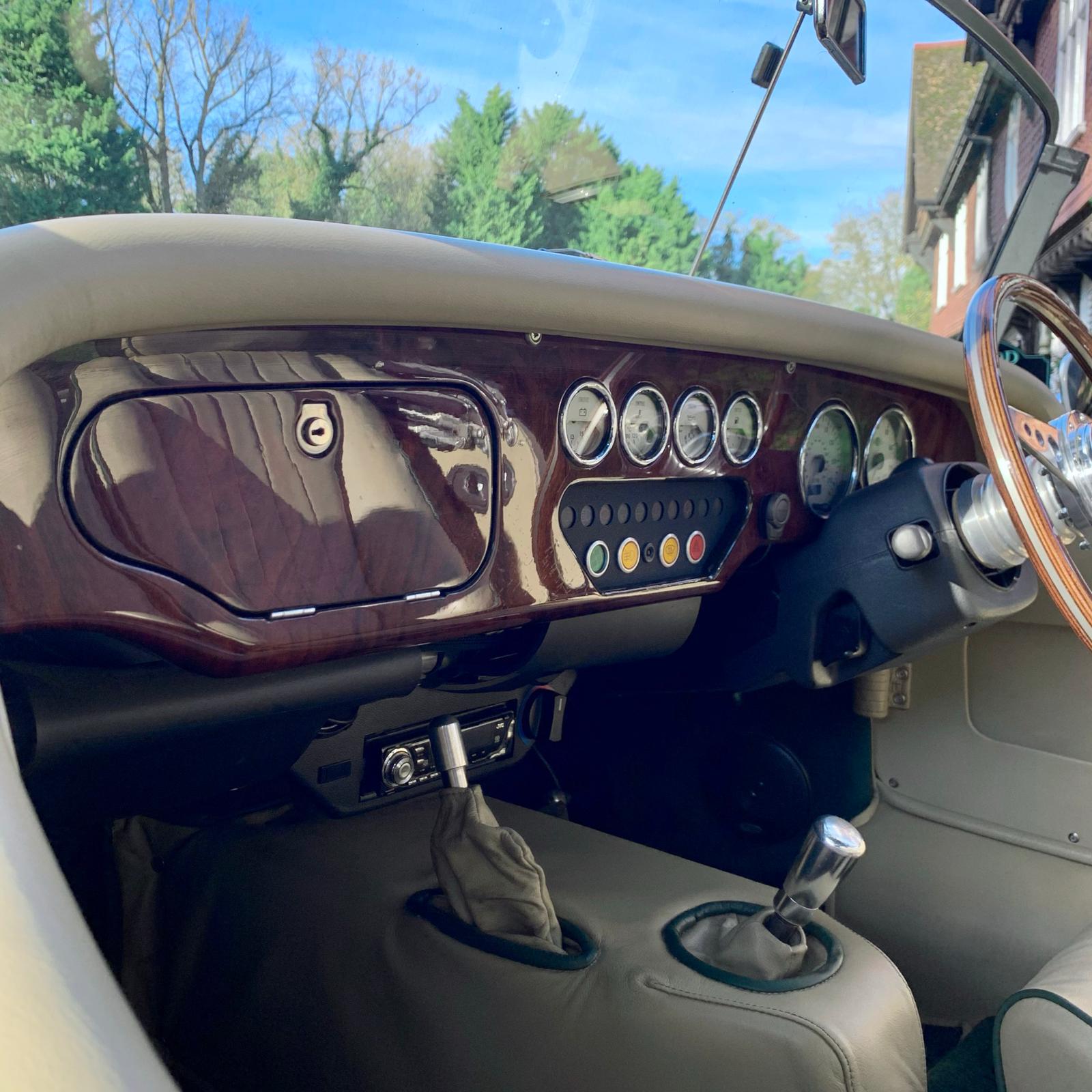 Morgan 4/4 Lowline - Sport Green