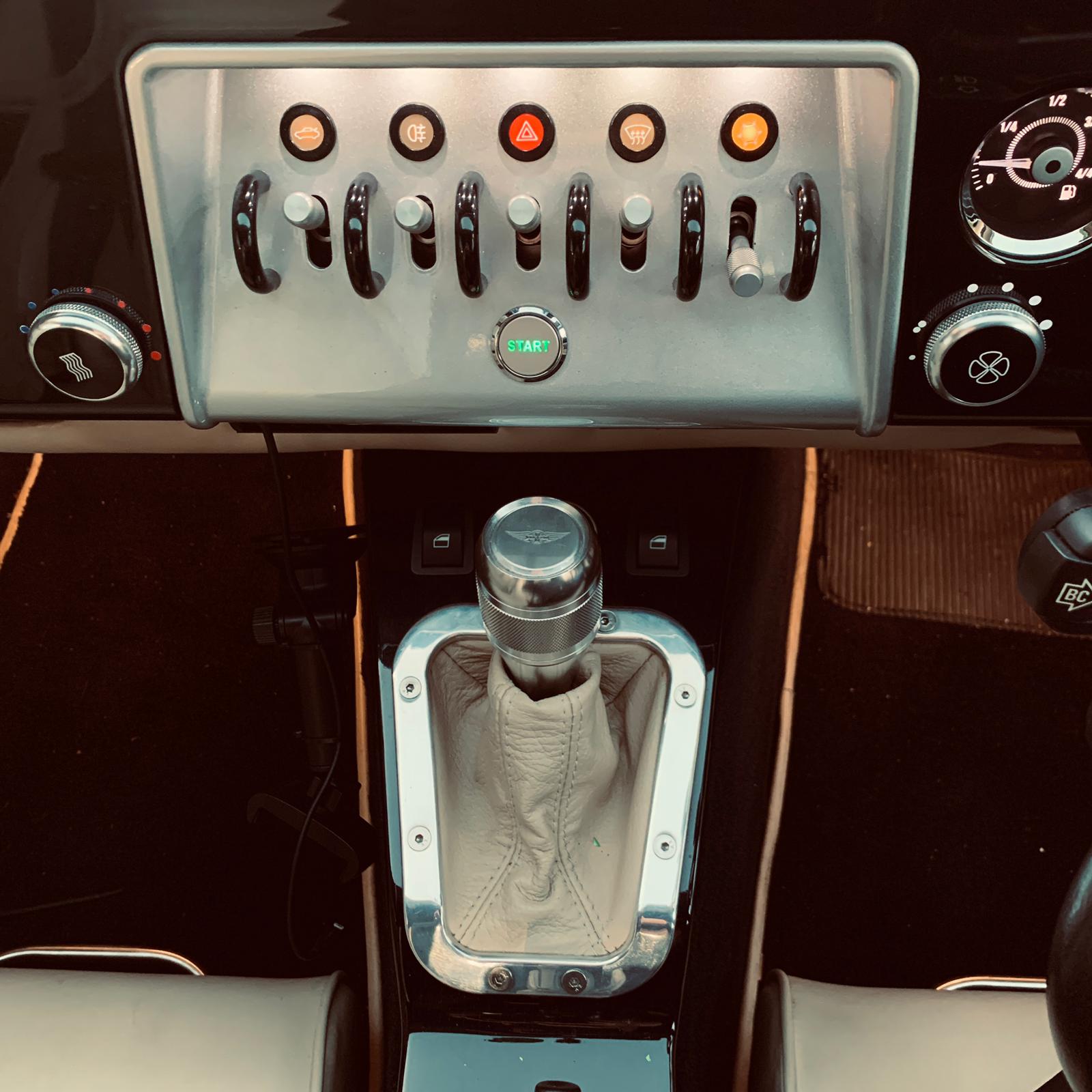 Morgan Aero 8 - Cosmos Black