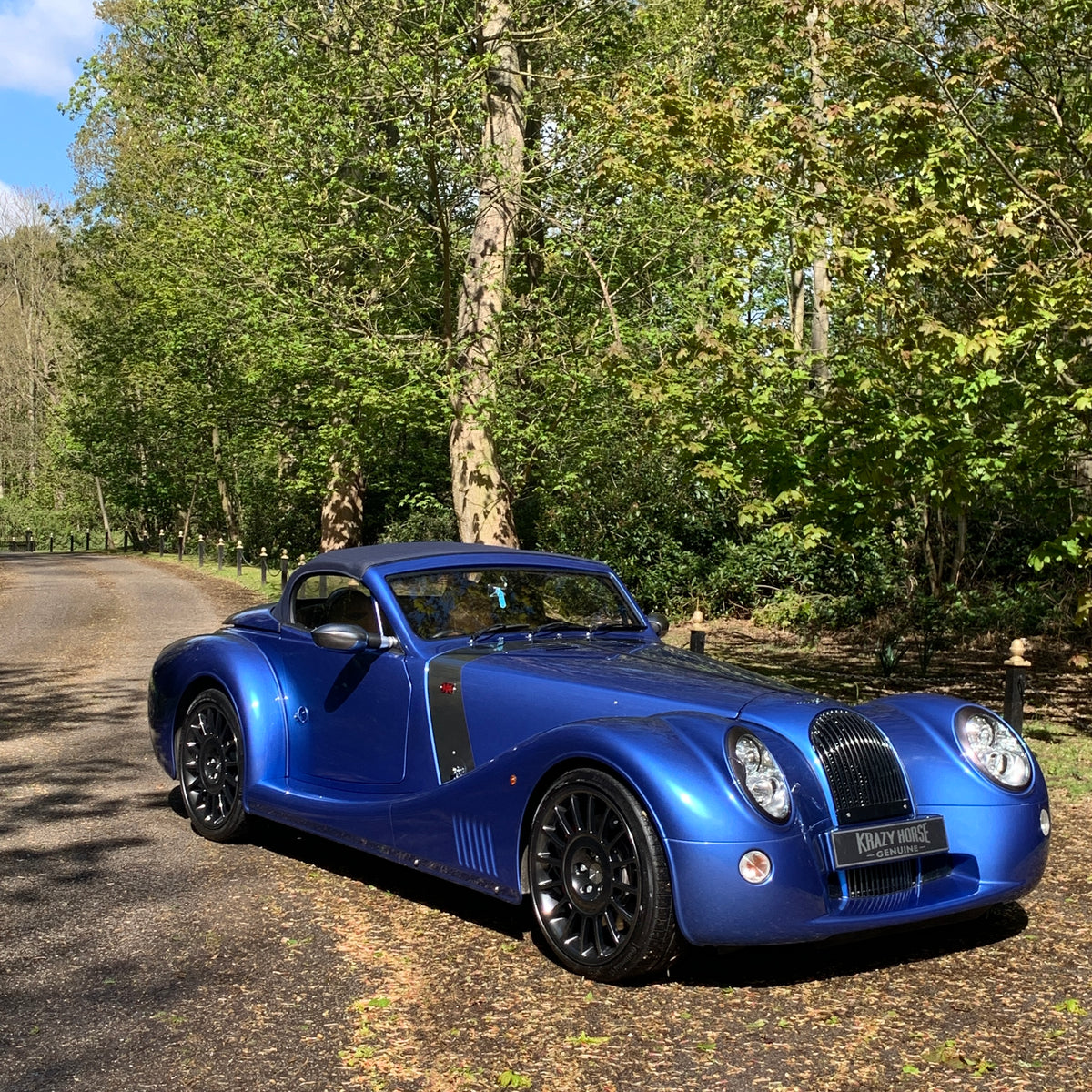 SOLD - Morgan Mk5 Aero 8 - Topaz Blue Metallic with Ivory leather
