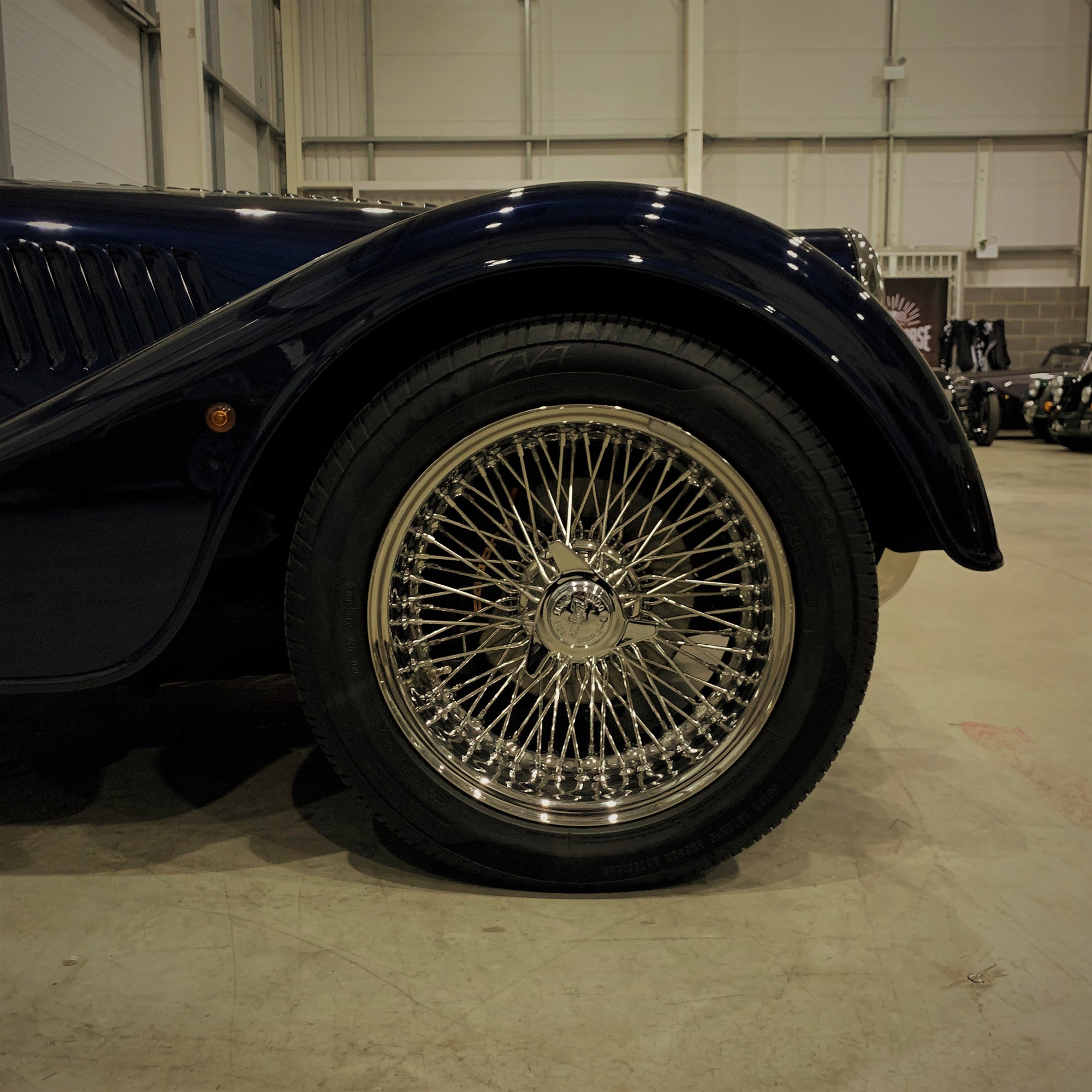 Morgan Roadster 3.7 V6 Manual - Dark Sapphire Pearlescent Paint