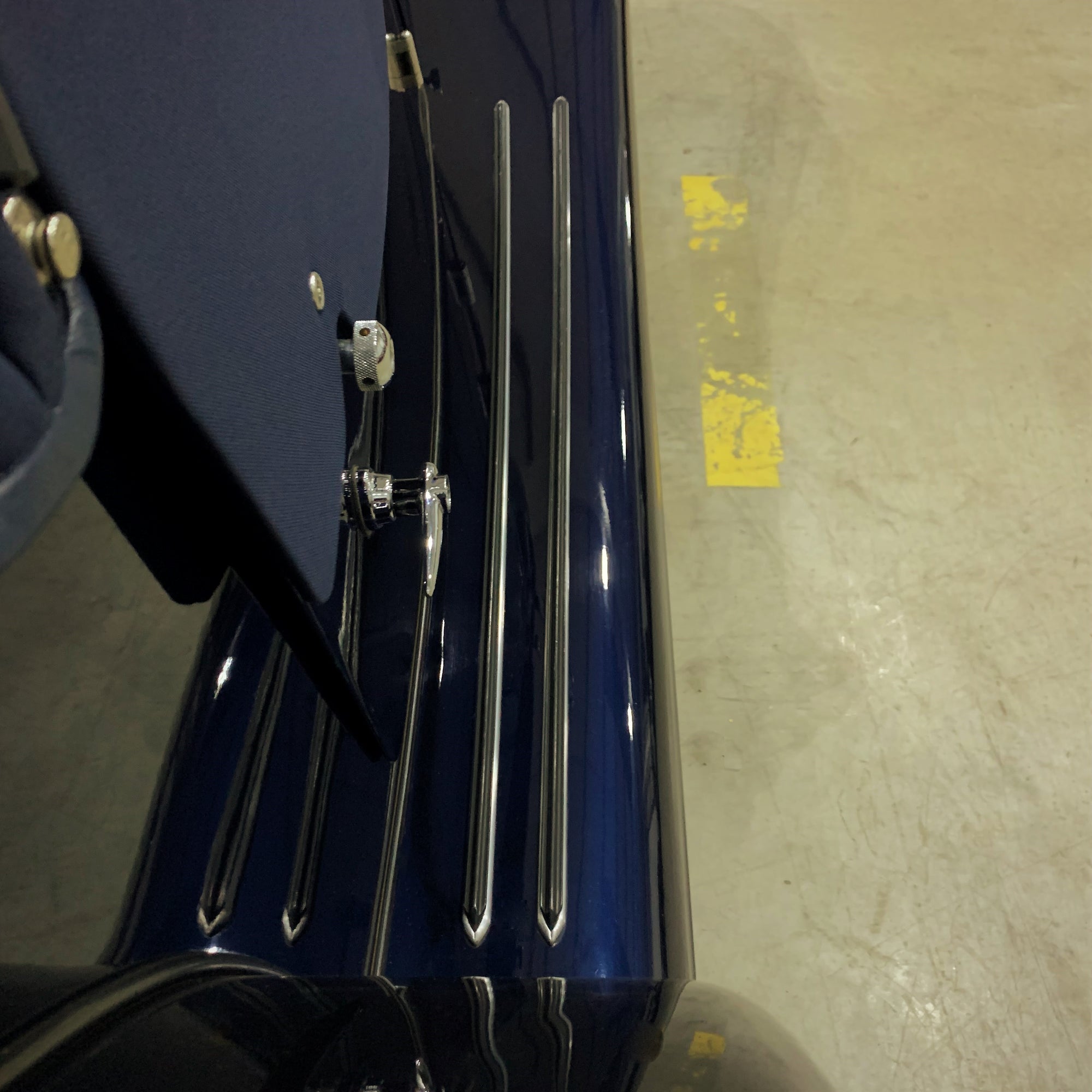 Morgan Roadster 3.7 V6 Manual - Dark Sapphire Pearlescent Paint