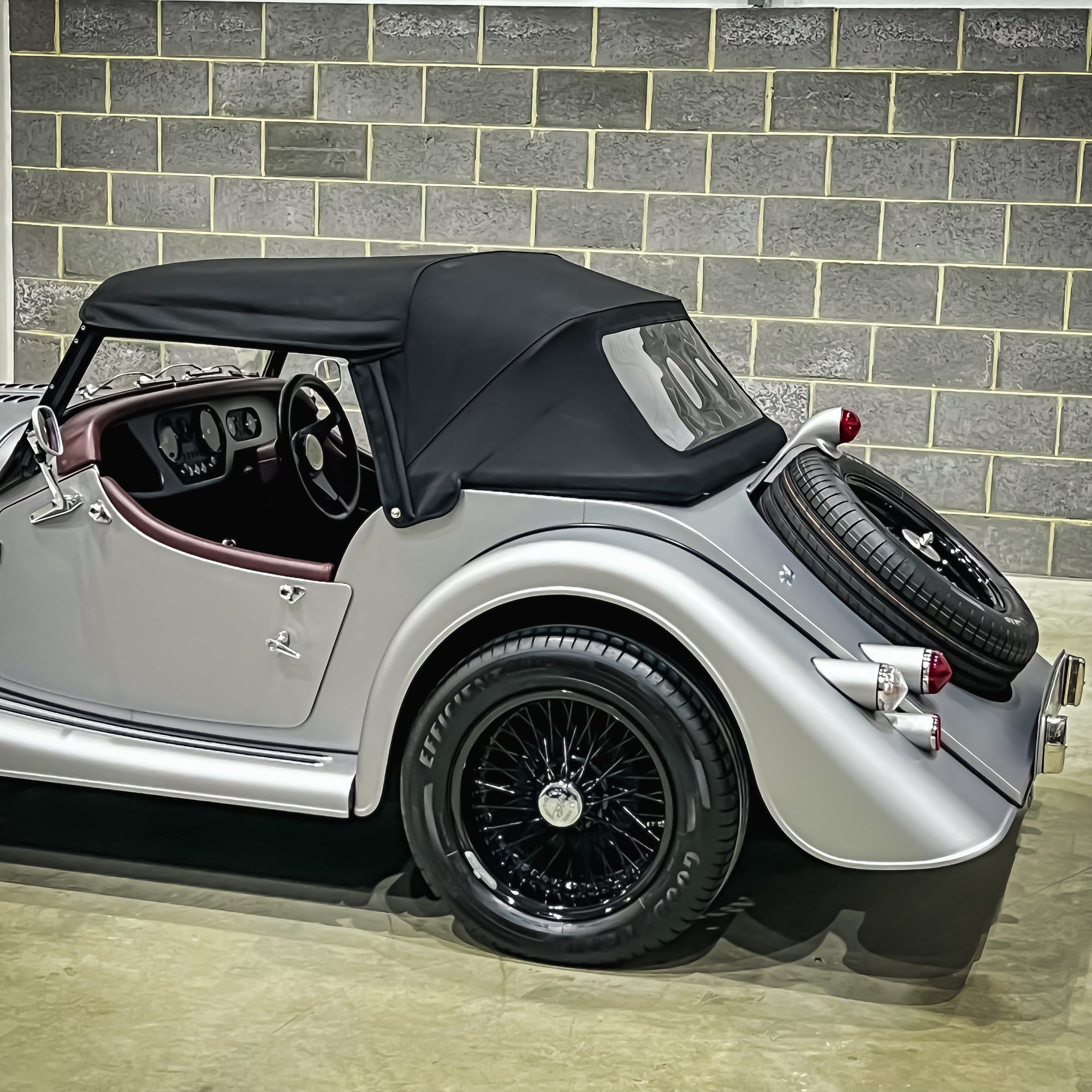 Morgan Plus 4 2.0 GDi 154BHP - Porsche GT Silver Frost finish