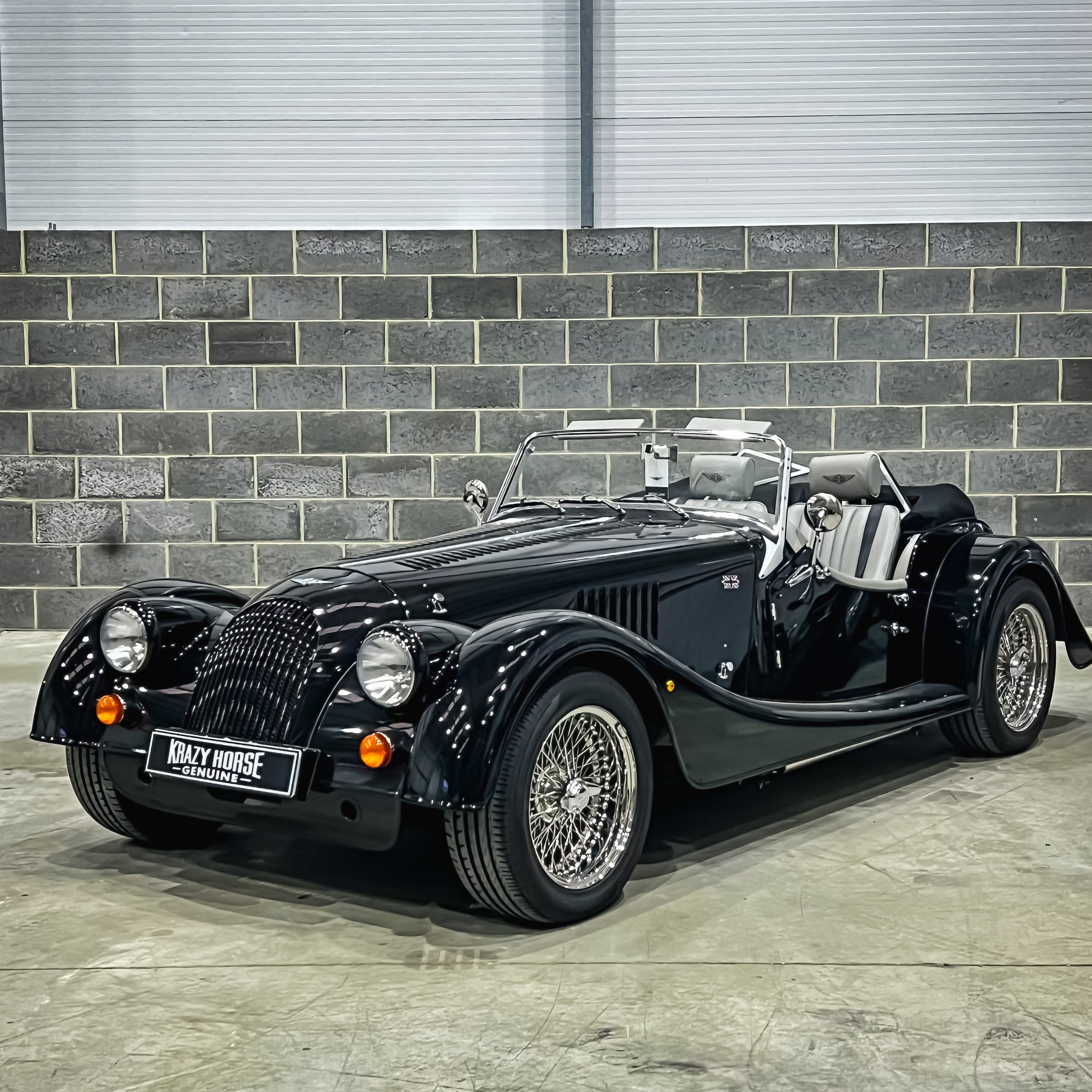 Morgan Roadster 3.7 V6 280 BHP - Sport Black