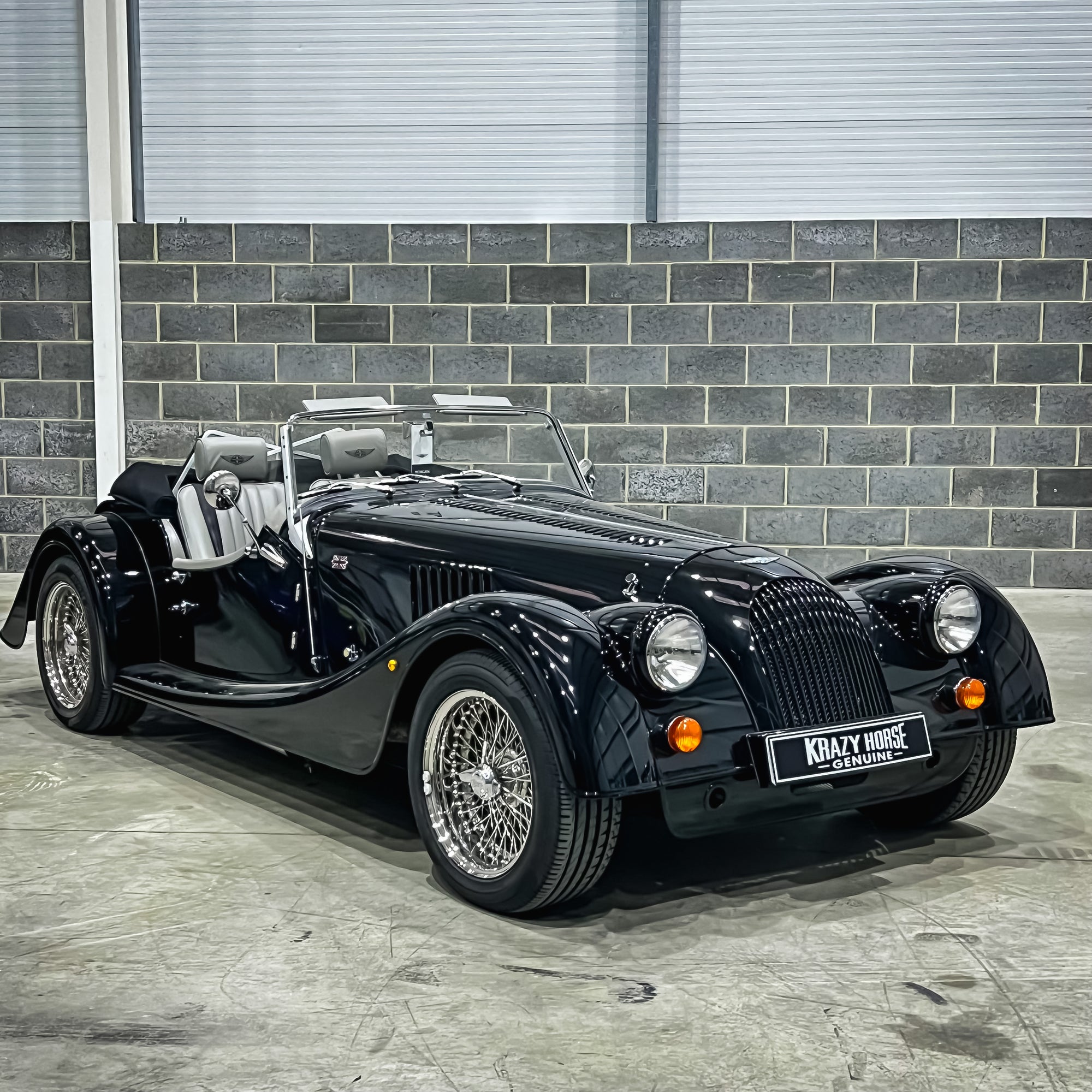 Morgan Roadster 3.7 V6 280 BHP - Sport Black
