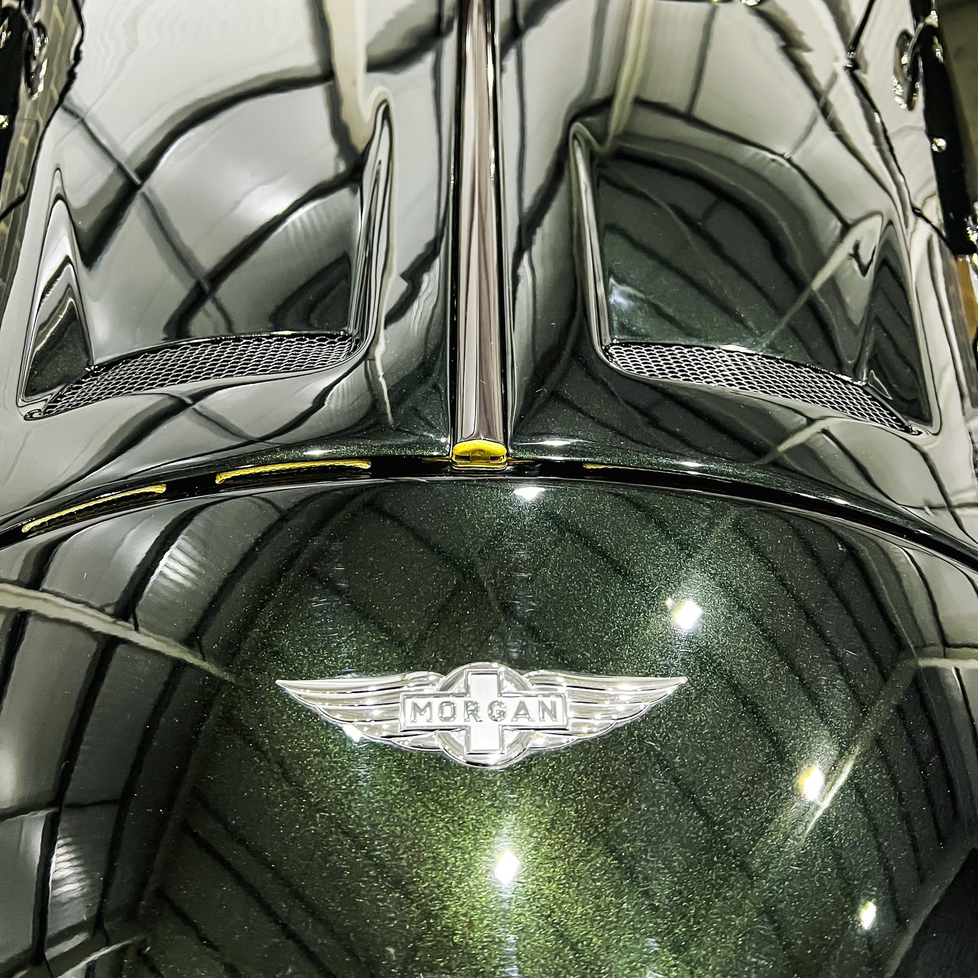 Morgan Plus Six  - Dark Emerald Green Metallic