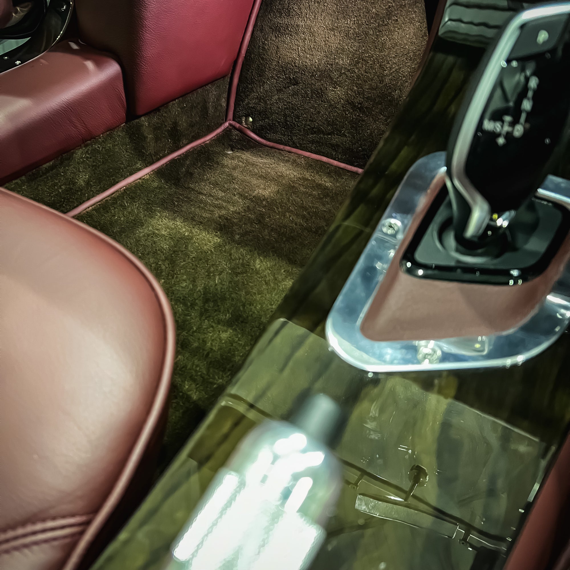 Morgan Plus Six  - Dark Emerald Green Metallic