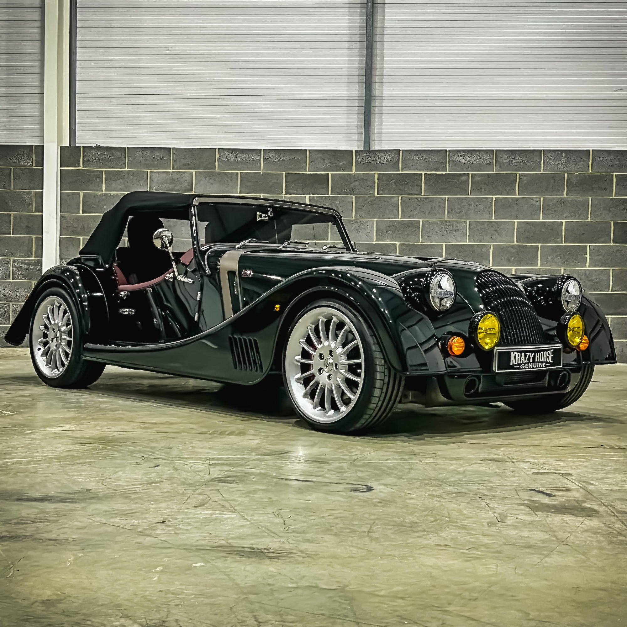 Morgan Plus Six  - Dark Emerald Green Metallic