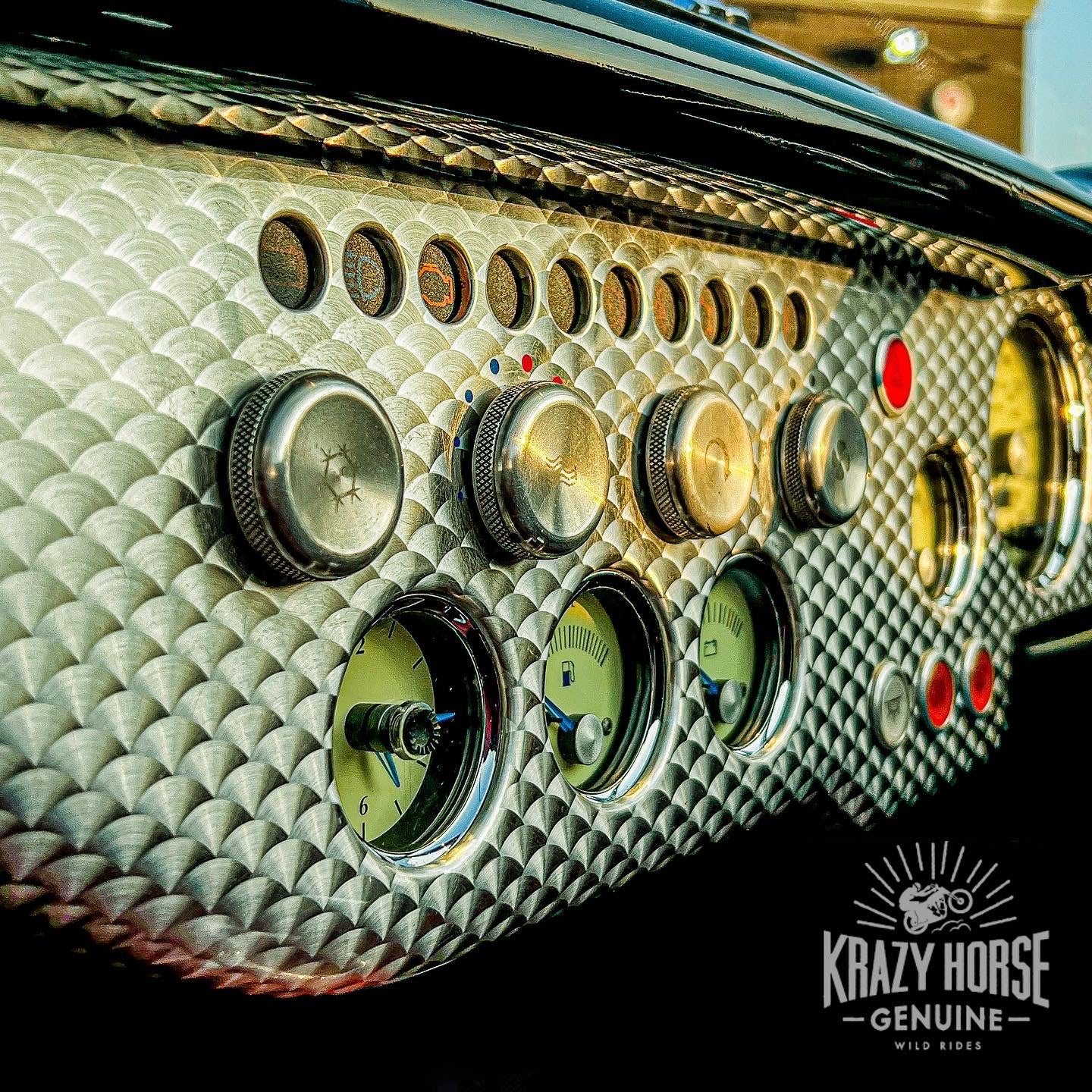 Morgan Areo 8 MK1 4.4 V8 Manual - Champagne Silver