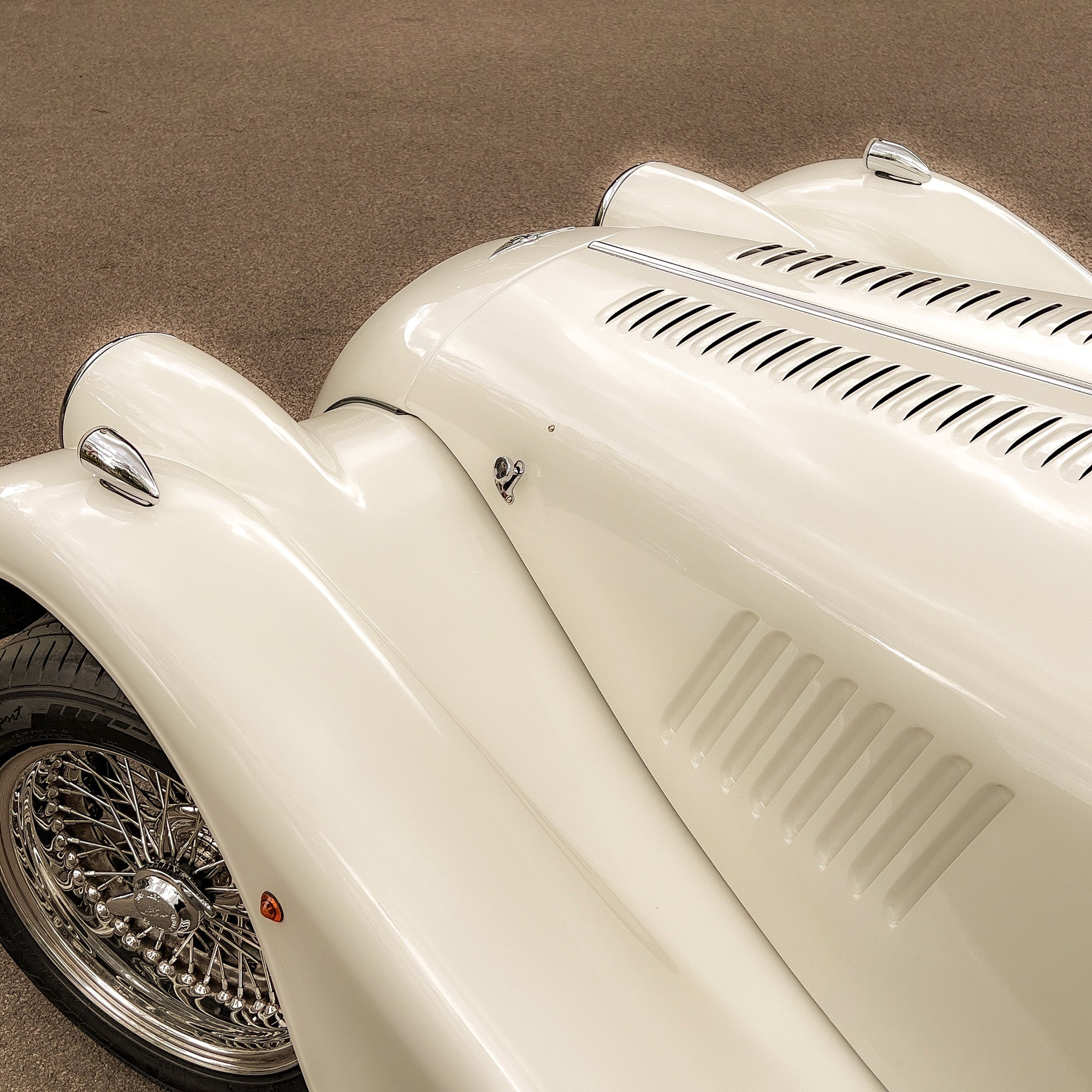 SOLD - Morgan Roadster 3.0 V6 223 BHP - Old English White