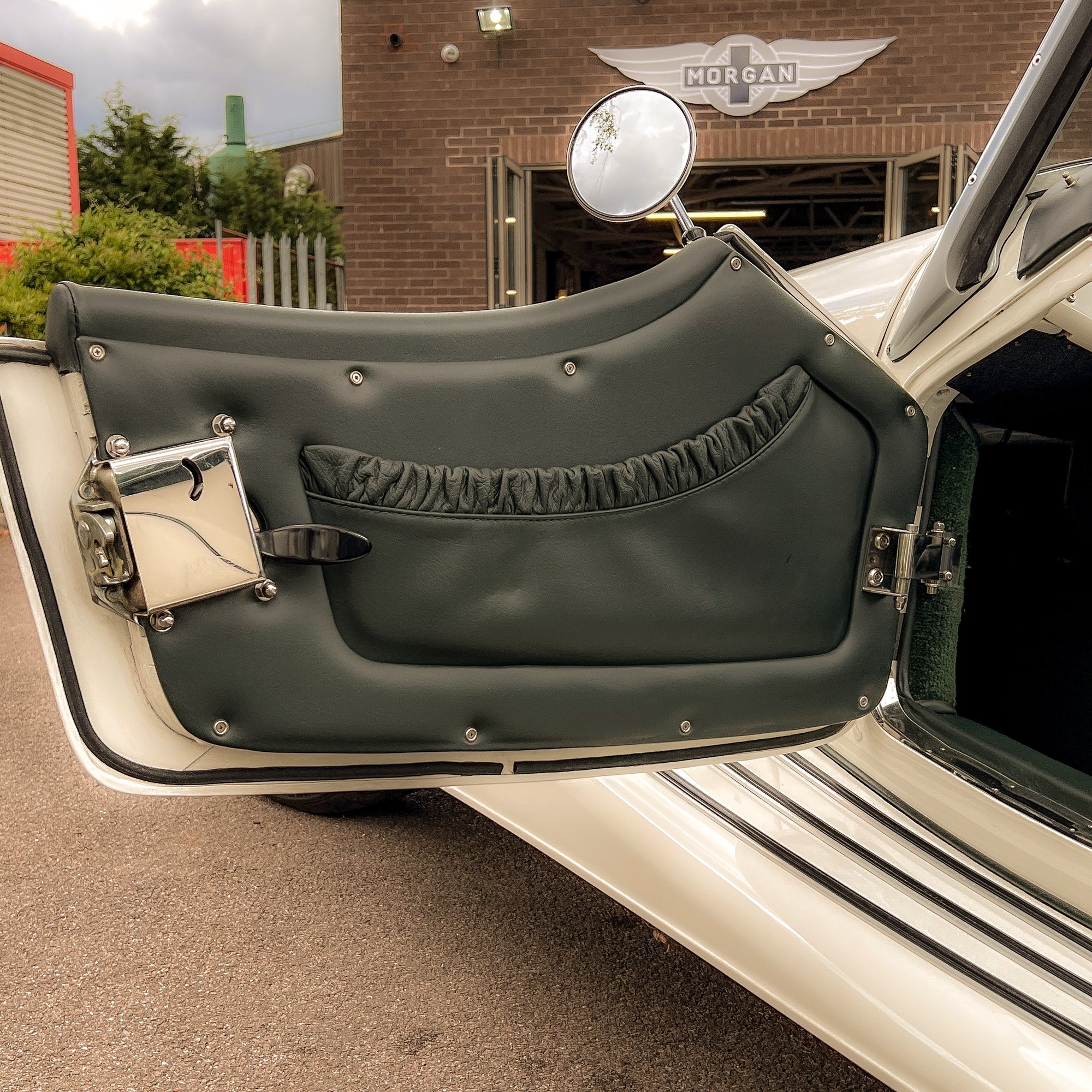 SOLD - Morgan Roadster 3.0 V6 223 BHP - Old English White