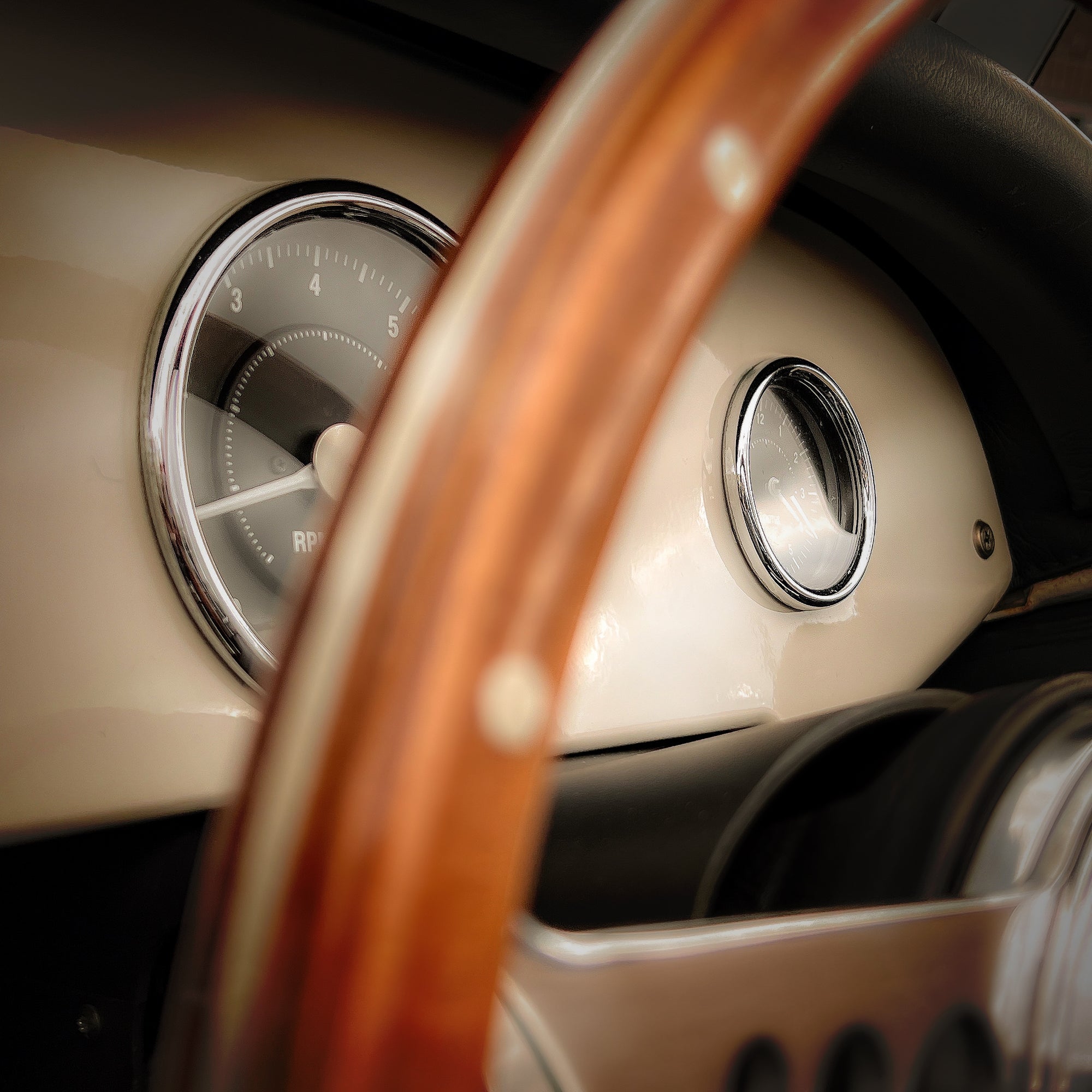 SOLD - Morgan Roadster 3.0 V6 223 BHP - Old English White