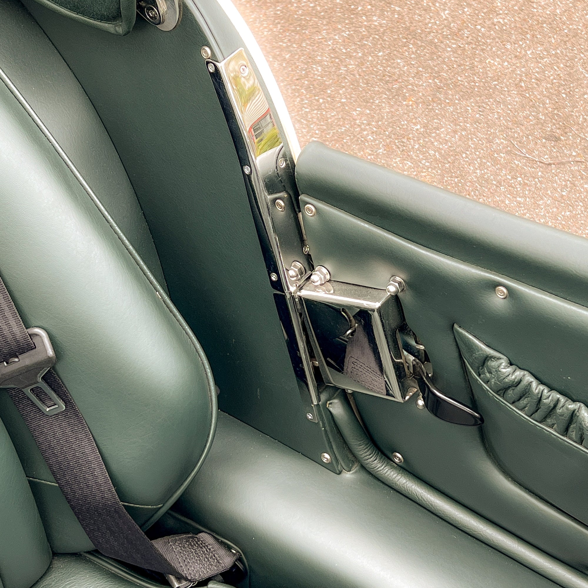 SOLD - Morgan Roadster 3.0 V6 223 BHP - Old English White