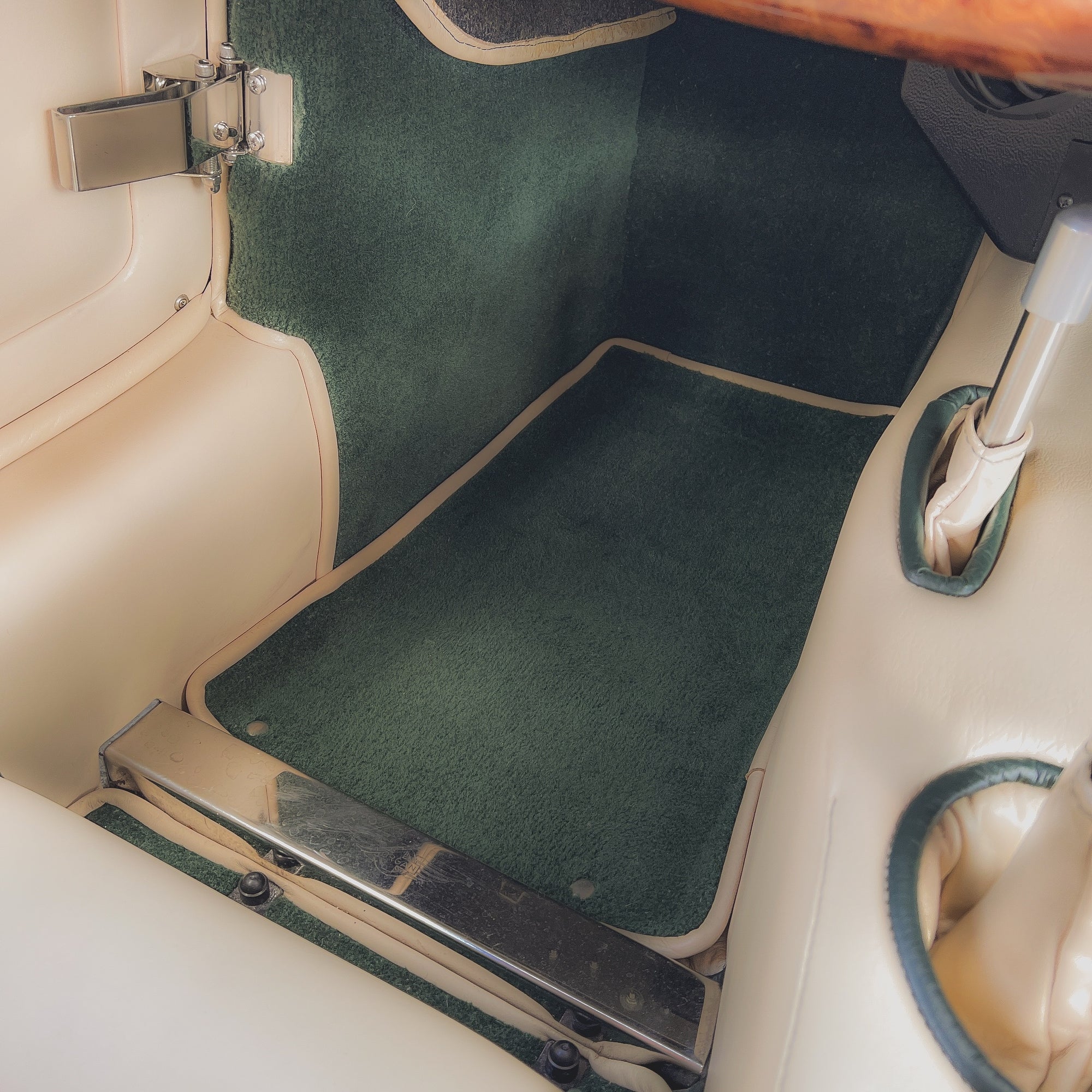 Morgan Plus 4 2.0 Twin Cam 16v Ford Duratec - Morgan Solid Green