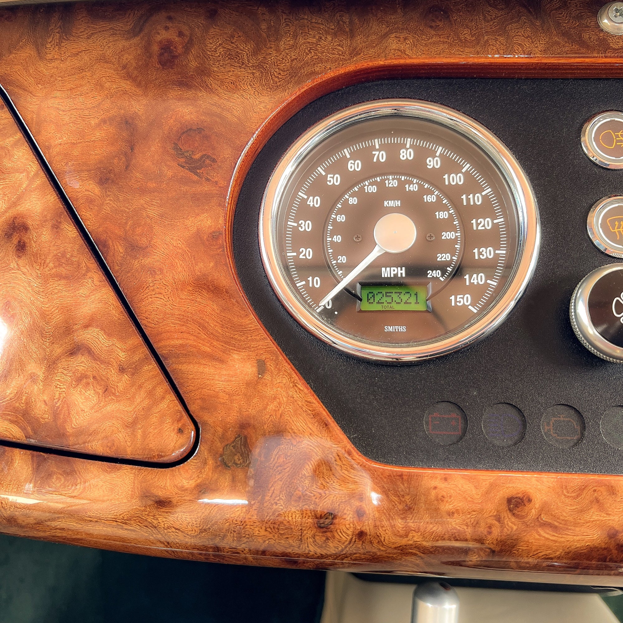 Morgan Plus 4 2.0 Twin Cam 16v Ford Duratec - Morgan Solid Green