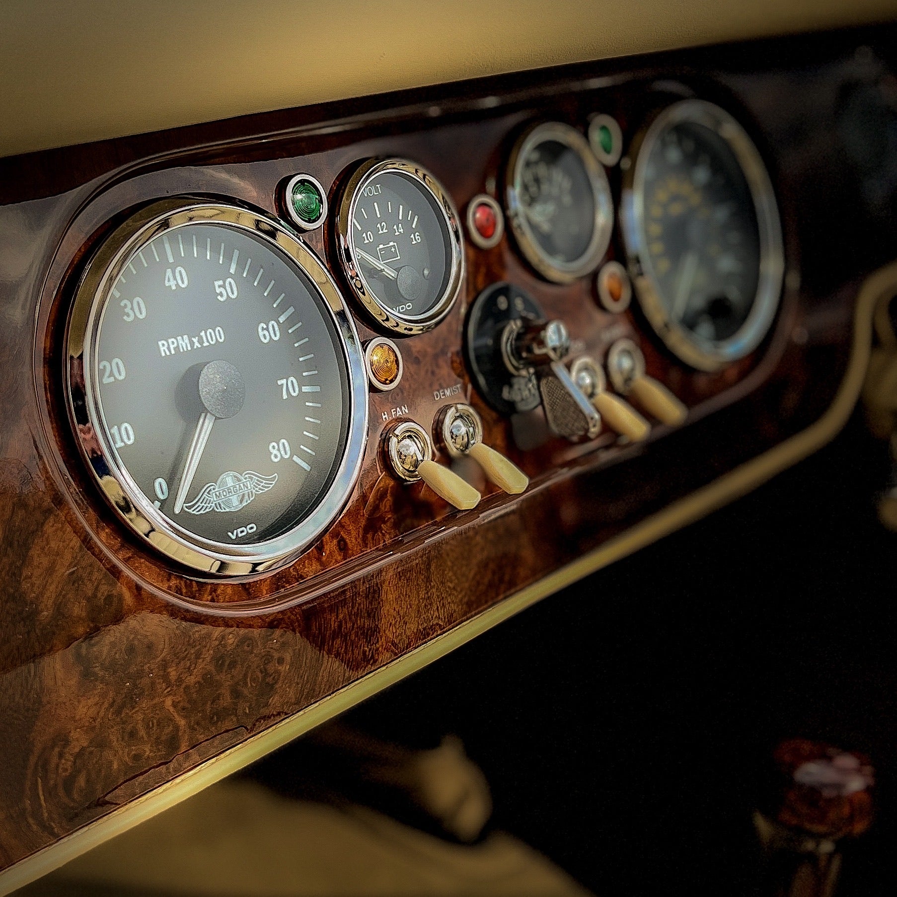 Morgan Plus 8 4.6 Ltr 220 BHP V8,  SSL Front & Rear Suspension upgrade - Tour De France Blue