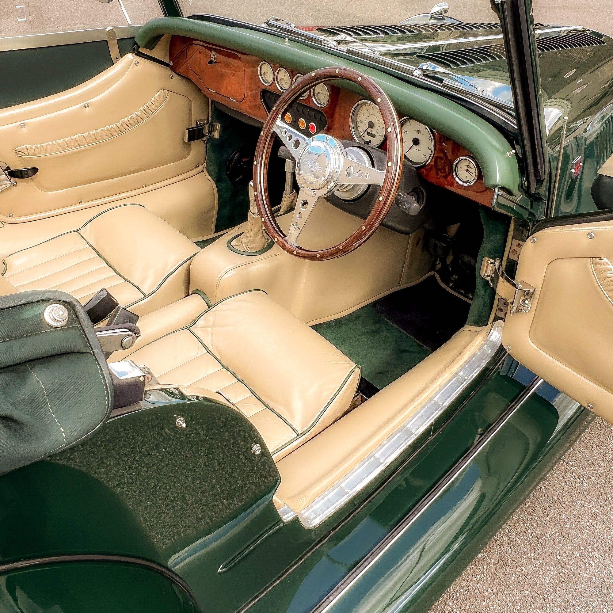 Morgan Roadster 3.0 V6 225 Bhp - Morgan Sport Green