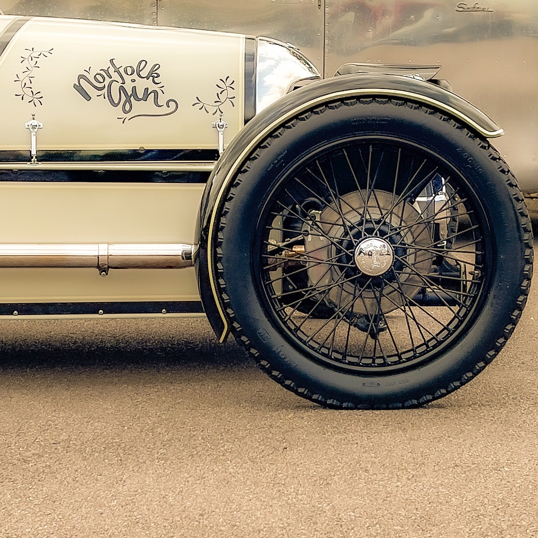 Morgan 3 Wheeler - Norfolk Gin White